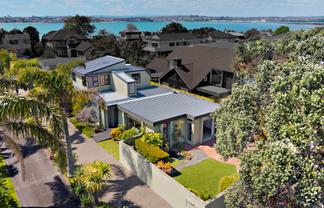 339 Riddell Road, Glendowie