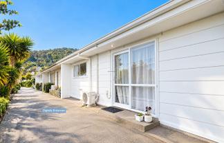 2/133 Tipahi Street, Nelson South