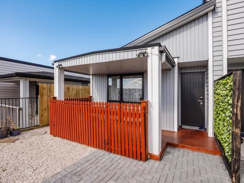 10A Karihi Road, Karaka