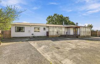 48 Pukeroa Place, Papakura
