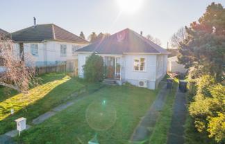 111 Luxmoore Road, Marchwiel