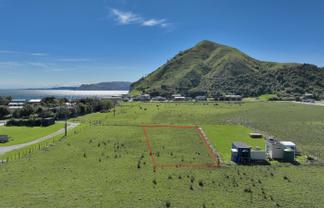 125 Fortescue Street, Mahia