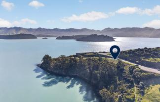 2 Ohinehau Lane, Charteris Bay