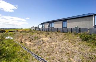 84 Puwha Street, Massey