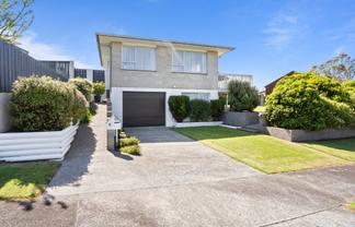 6 Culzean Grove, Bell Block