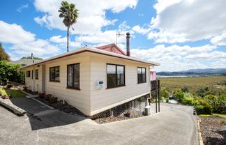34 Raumati Crescent, Onerahi