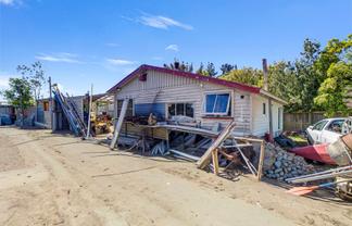 6 Kiwi Avenue, Waikuku Beach