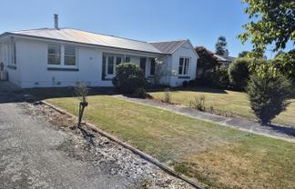 40 Saunders Road , Allenton