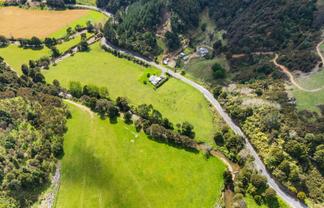 801 Russell Road, Whakapara