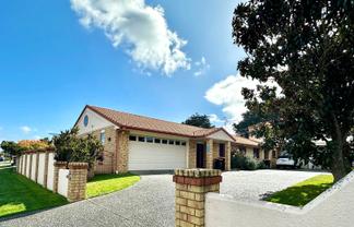 145 Gravatt Road, Papamoa