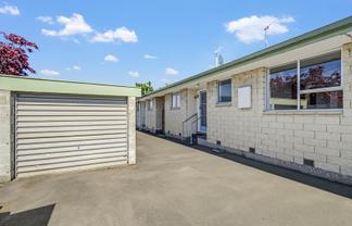 2/260 Cameron Street, Ashburton