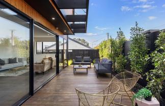 213C Meola Road, Point Chevalier