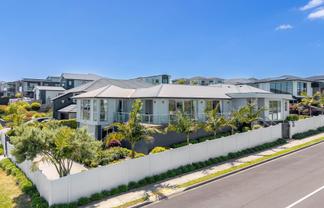 152 Ninth View Avenue, Beachlands