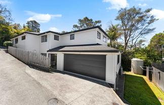 21A Fairmount Road, Titirangi