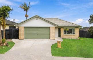 18 Cyclamen Road, Mangere