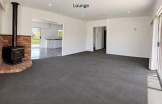 50 Wedgwood Avenue, Mangere East
