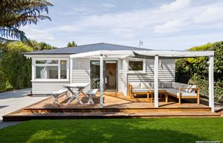9 Moyna Avenue, Dallington