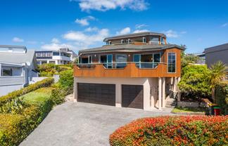 24 Mariners Grove, Algies Bay