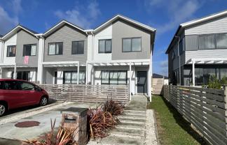 55B Soaring Bird Drive, Takanini