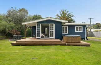 3 Weggery Drive, Waikanae Beach