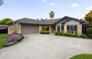 12 Wakefield Place, Rototuna North