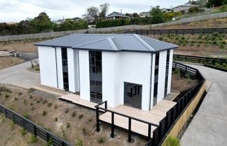 12 McFarlane Lane, Halfway Bush
