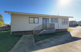 14 Golf Street, Putaruru