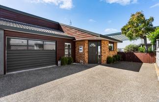 4/26 Inverness Road, Browns Bay
