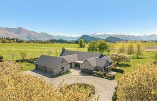 38 Sarginson Lane, Wanaka