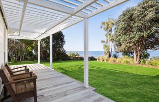 70 Bishop Road Parapara, Motupipi