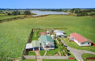 170 Awhitu Road, Waiuku