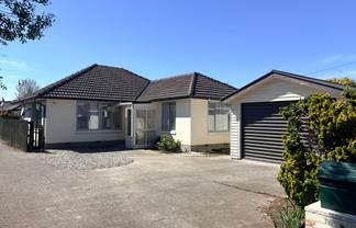 1/184 Avonhead Road, Avonhead
