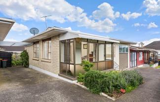 2/137 Carruth Road, Papatoetoe