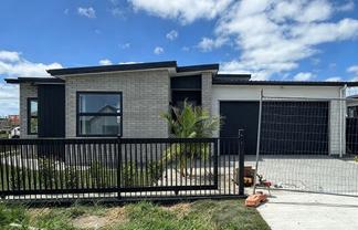 6 Rillside Crescent, Milldale