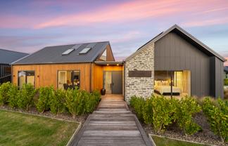 8 Lammermoor Street, Wanaka