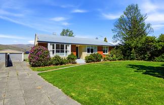 16 Rata Drive, Otematata