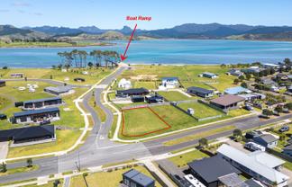 174 Harbour Drive, Matarangi