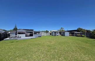 104 Kauri Crescent, Matarangi