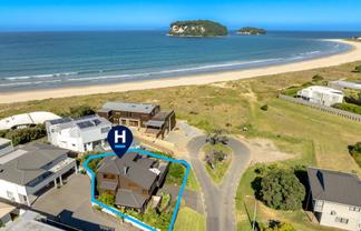 116 Saint Patricks Row, Whangamata