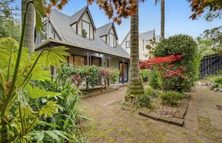14B South Lynn Road, Titirangi