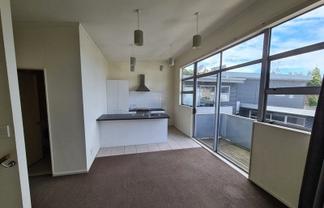 10c/16 Centennial Hwy, Ngauranga