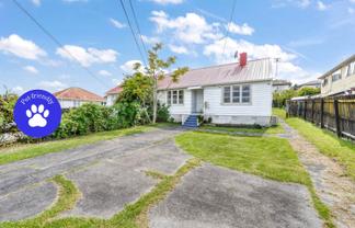 243 Great North Road, Henderson