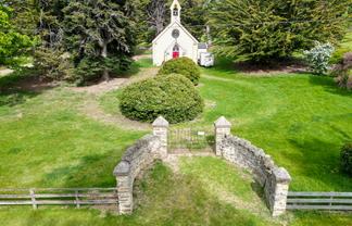 9137 Hyde-Middlemarch Road, Hyde