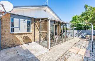 B/24 Douglas Street, Saint Kilda