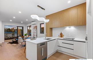 210 Henwood Road, Westgate