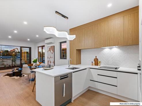 210 Henwood Road, Westgate