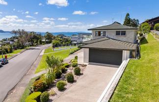 76A Marellen Drive, Red Beach