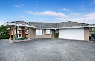 5 Ayrshire Place, Somerville