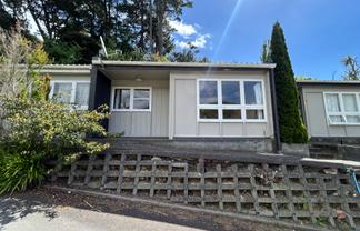 2/20 Deller Grove, Silverstream
