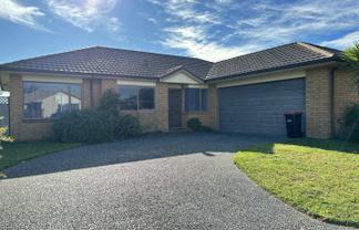 5 Blythfield Place, Taradale